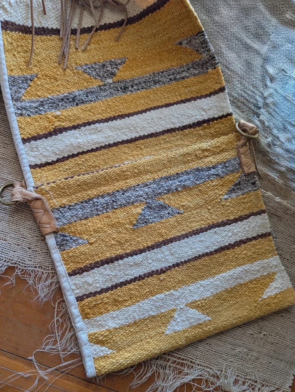 Totem handwoven fringe